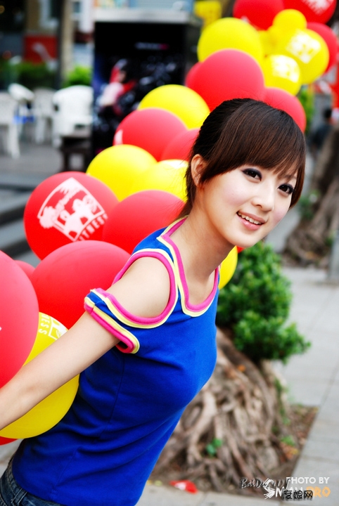 e022996f0648eeccc8629ba24589daeb