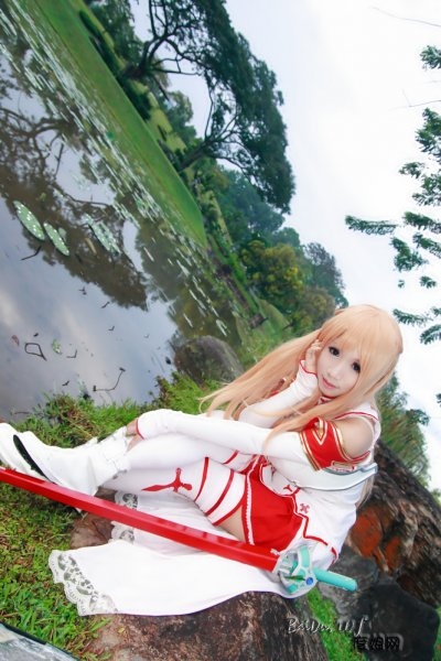 1301132113aed15ab9780d57ea